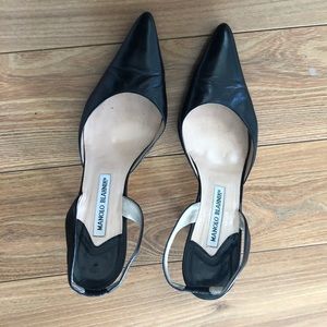 Pointy toe sling back kitten heels